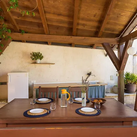 Sabina Mit Zwei Und Pool By Interhome Σπίτι διακοπών *
