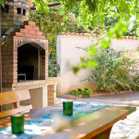 Sabina Mit Zwei Und Pool By Interhome