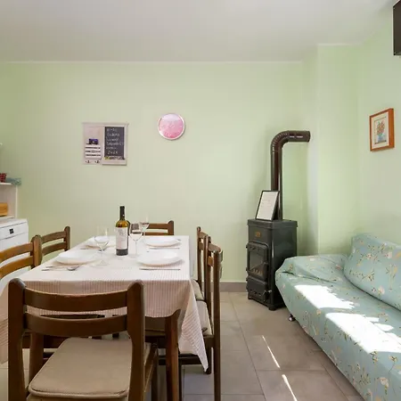 Σπίτι διακοπών Sabina Mit Zwei Und Pool By Interhome