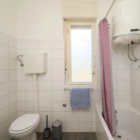 Sabina Mit Zwei Und Pool By Interhome Πούλα